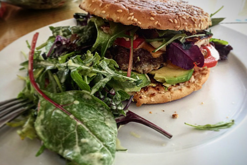 Burger, Pfneiszl lányok módra