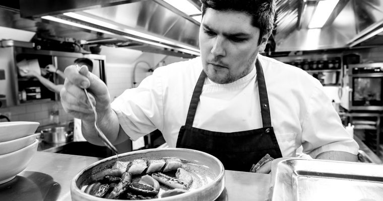 Fine dining körömpörkölt Hamvas Béla szellemiségében – A Laurel Étterem séfjével beszélgettem
