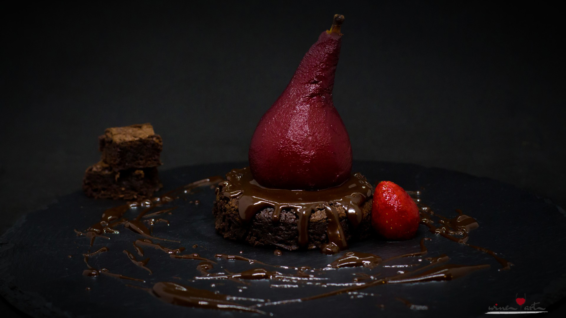 Házi csokis brownie, vörösboros körtével