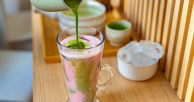 Epres-matcha turmix recept