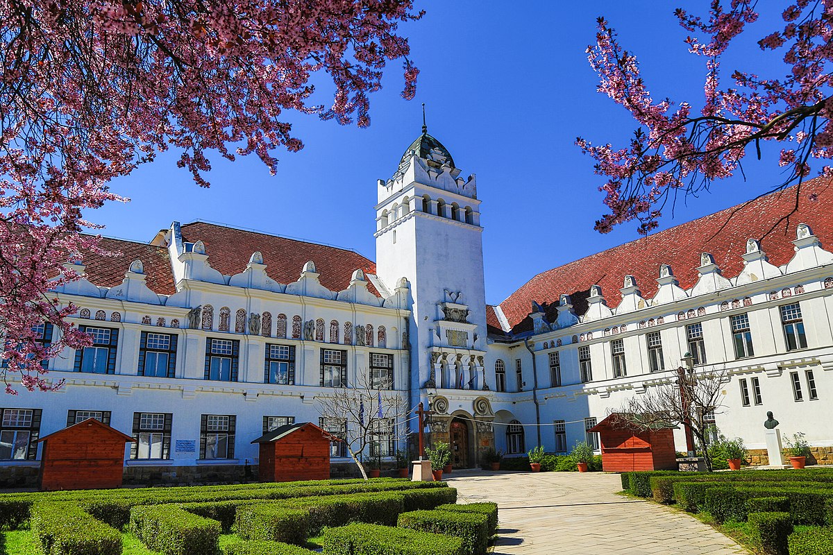 Egyedülálló képzés indul a Tokaj-Hegyalja Egyetemen